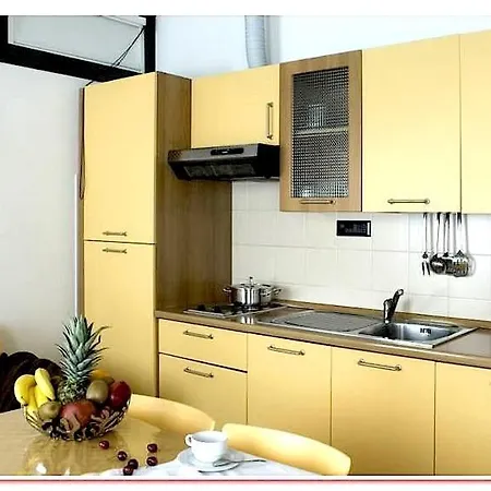 Casa Temporanea Ξενοδοχείο με διαμερίσματα 4*