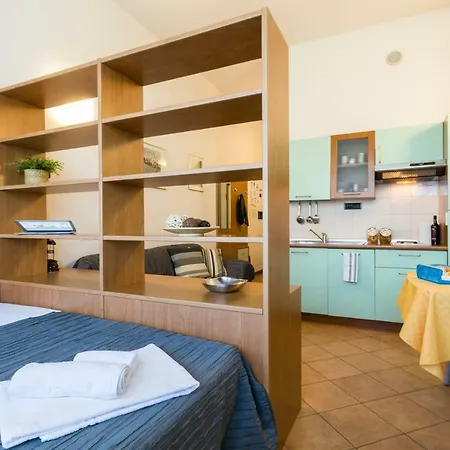 Casa Temporanea Ξενοδοχείο με διαμερίσματα 4*