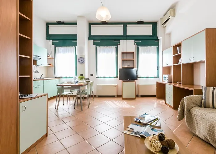 Casa Temporanea 4* ボローニャ